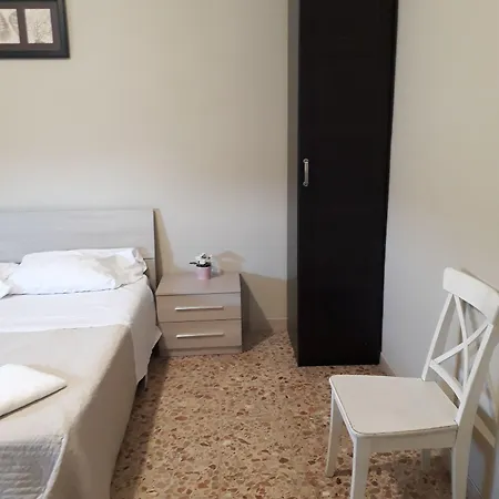 Hotel 48 Airport Budget Piza